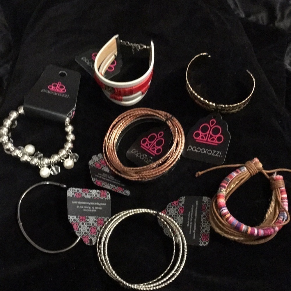 Set of 7 Paparazzi Bracelets (N)
